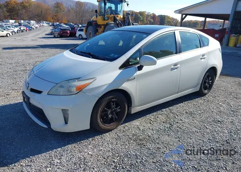 2014 Toyota Prius Four z USA, uszkodzony, nr VIN JTDKN3DU8E1825696